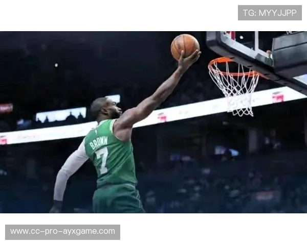 凯尔特人击败步行者，布朗单场31+9